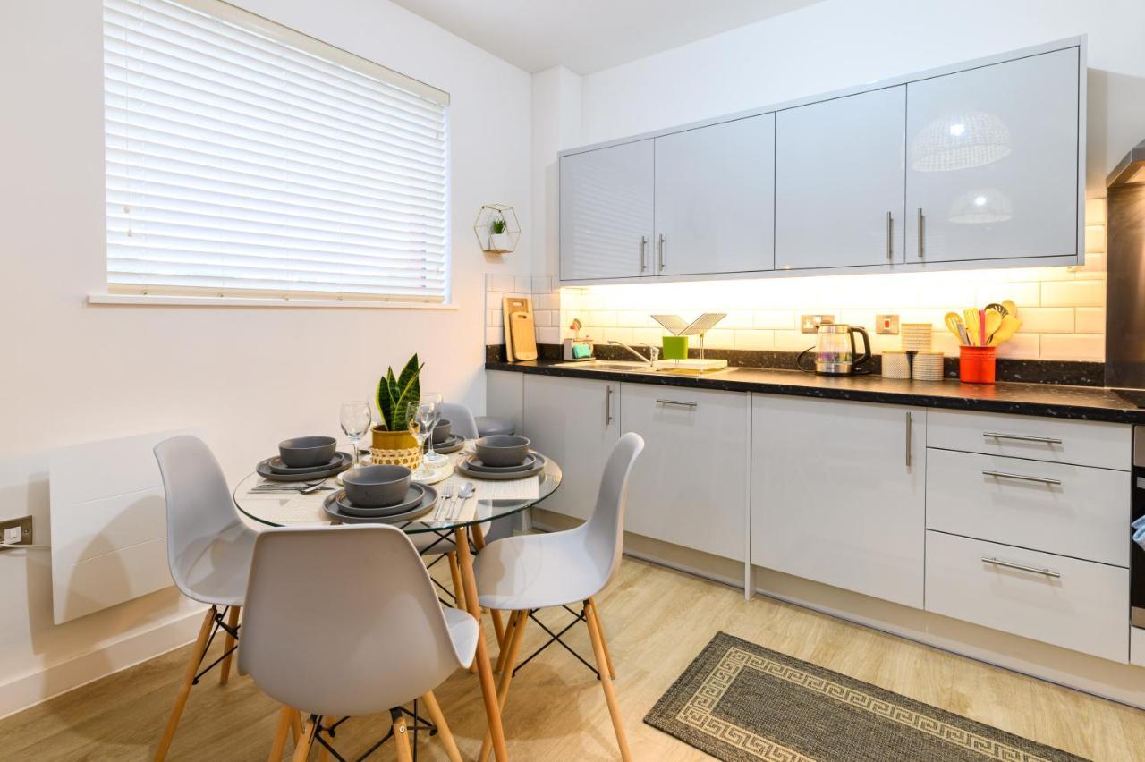 Comfy & Homely 2Bed Apartment - 5 Star Location Manchester Exterior foto